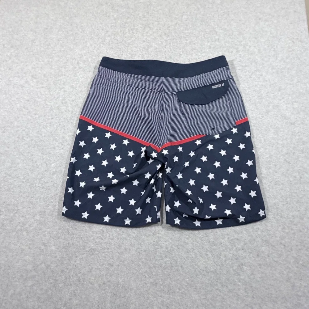 Hurley lightweight bold features